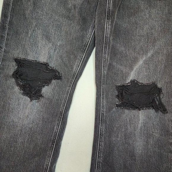 American Eagle | '90s Boot Cut Distressed Jeans - Picture 2 of 7